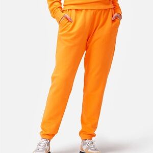 Outdoor Voices orange sweatpants size medium
